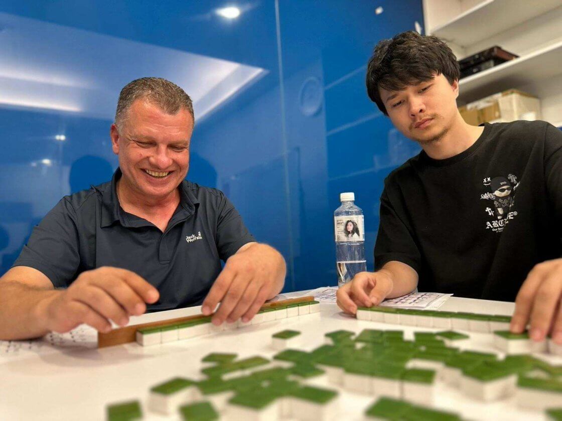 LTL Taipei || How to play Mahjong